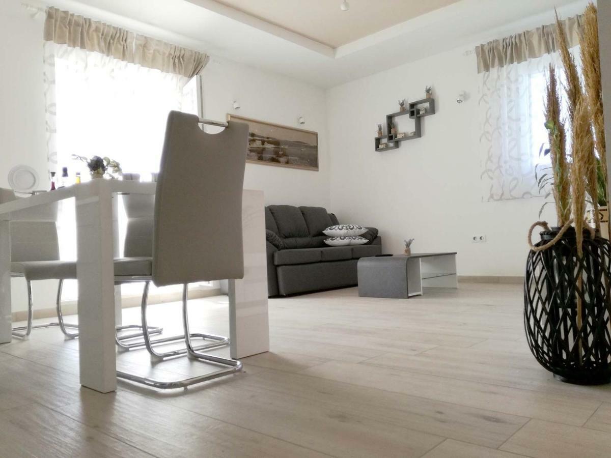 Apartments Dalmatino Rukavac  Εξωτερικό φωτογραφία